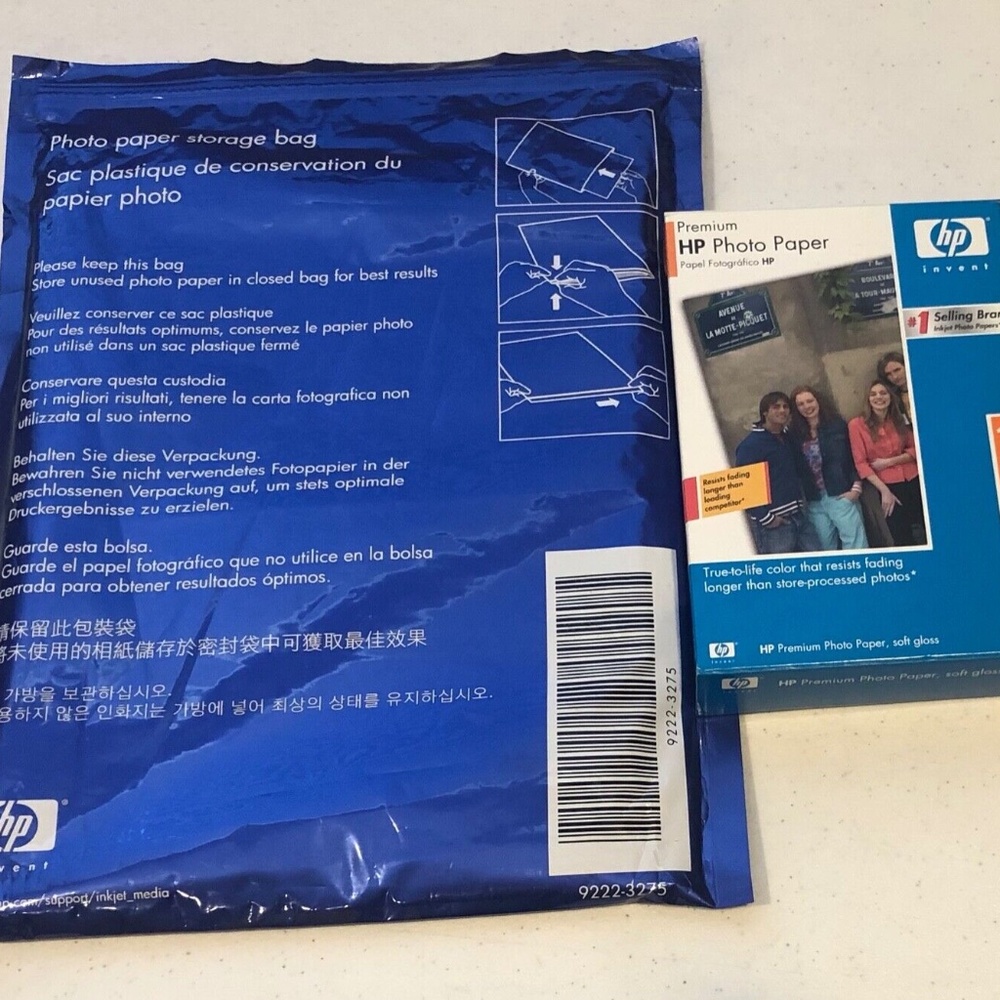 HP Photo Paper 8-1/2 X 11-1/2 in Photo Paper Storage Bag & 80 Sheets of 4X6